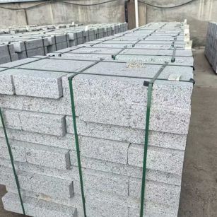 白城 白麻花岗岩路沿石，弧形路沿石，道牙石，马路牙子，界石，路缘石，平沿石，直岩石，平缘石等