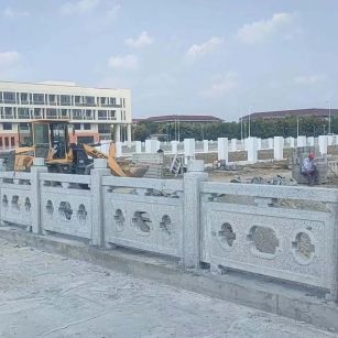 白城 白麻花岗岩荔枝面河道栏杆