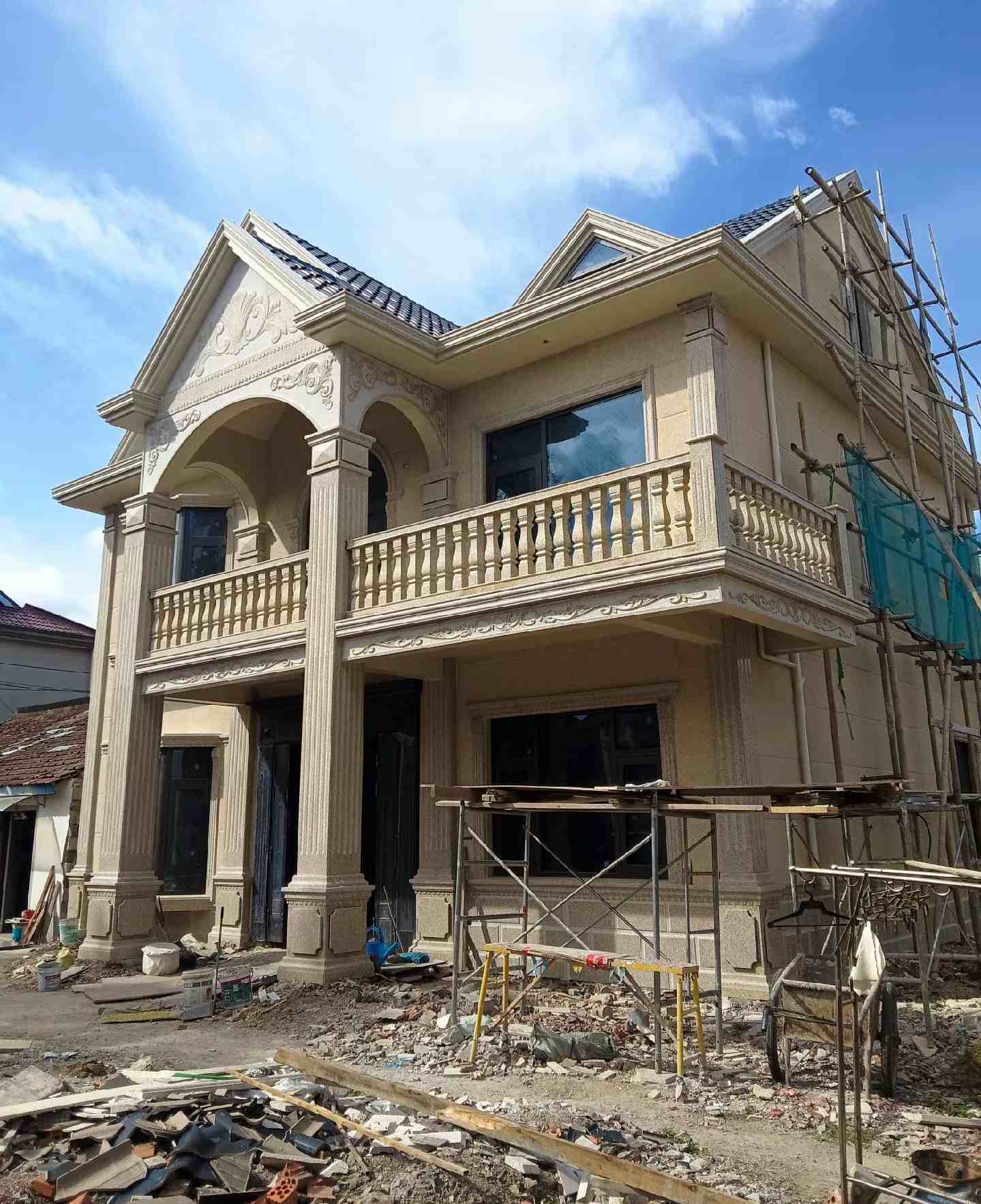 白城 黄金麻花岗岩石材私人别墅雕花门楼柱阳台栏杆