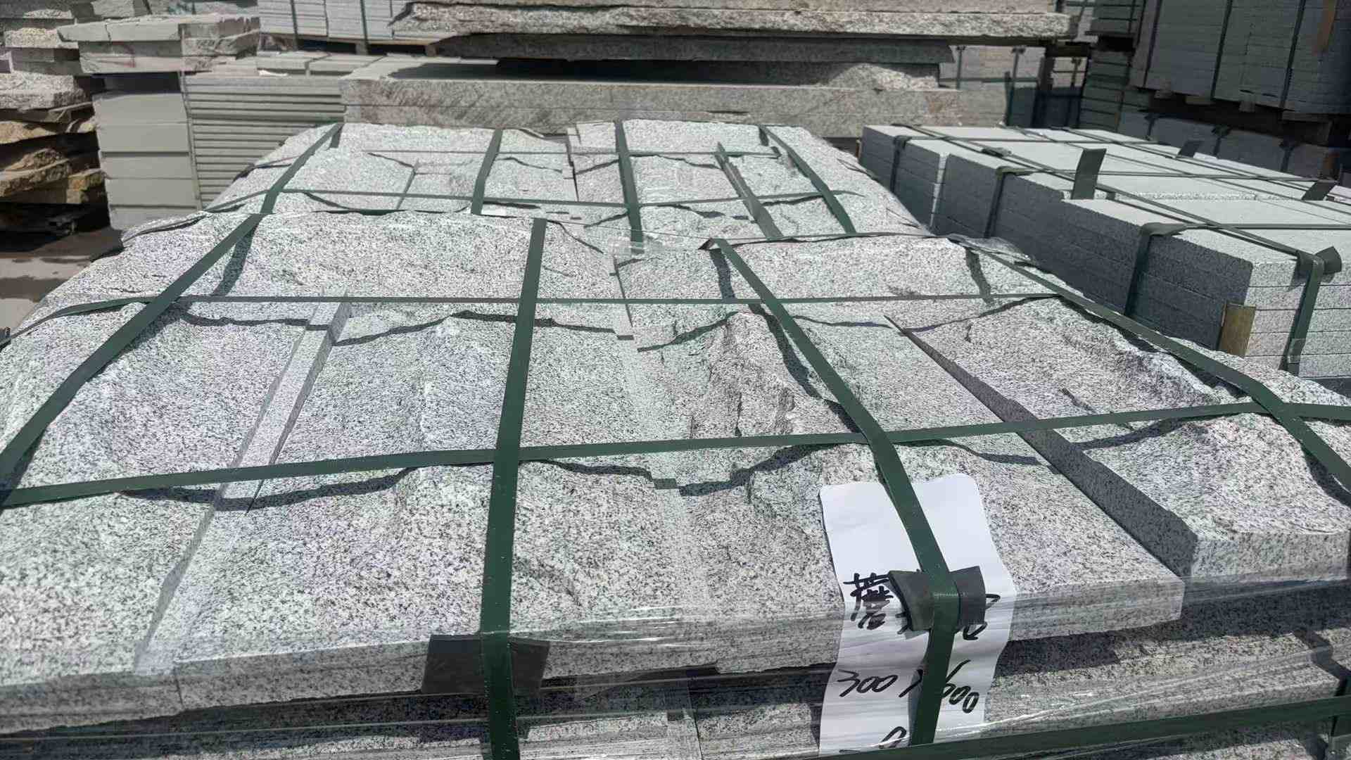 白城 芝麻白蘑菇石成品