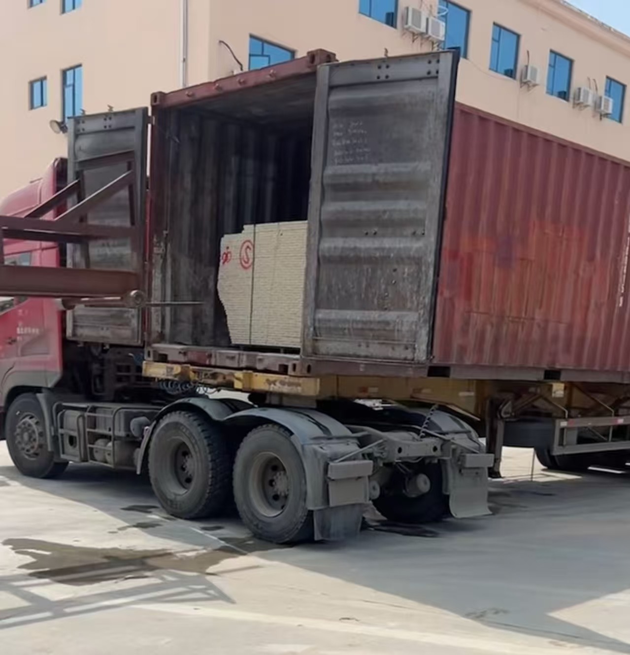 白城 黄金麻荔枝面毛板