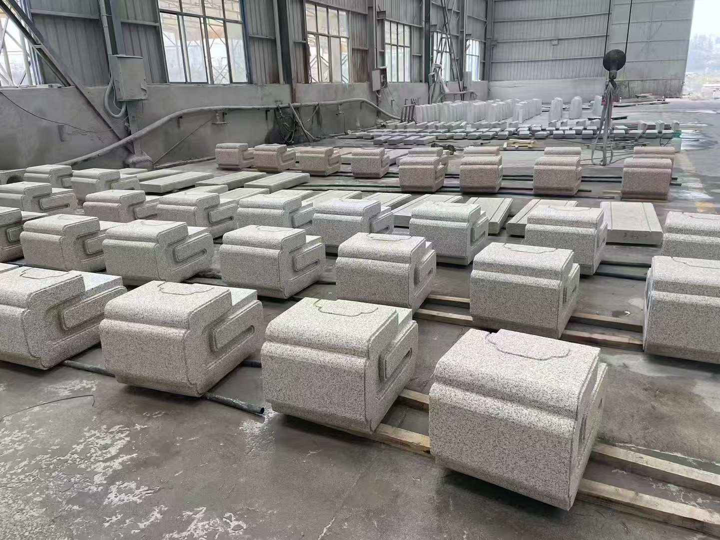 白城 白麻花岗岩异形加工-石凳，坐凳