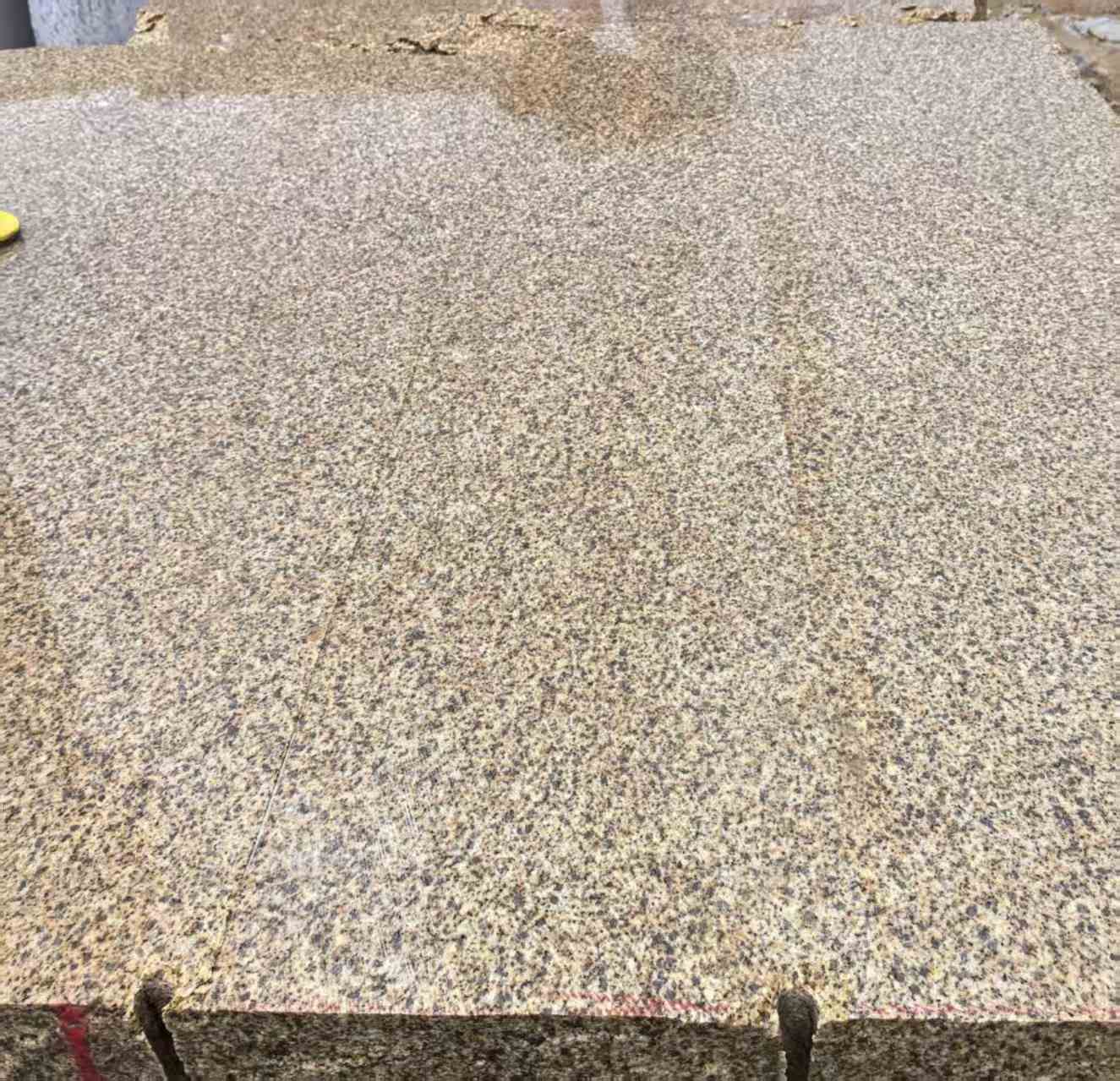 白城 黄金麻花岗岩石材方料