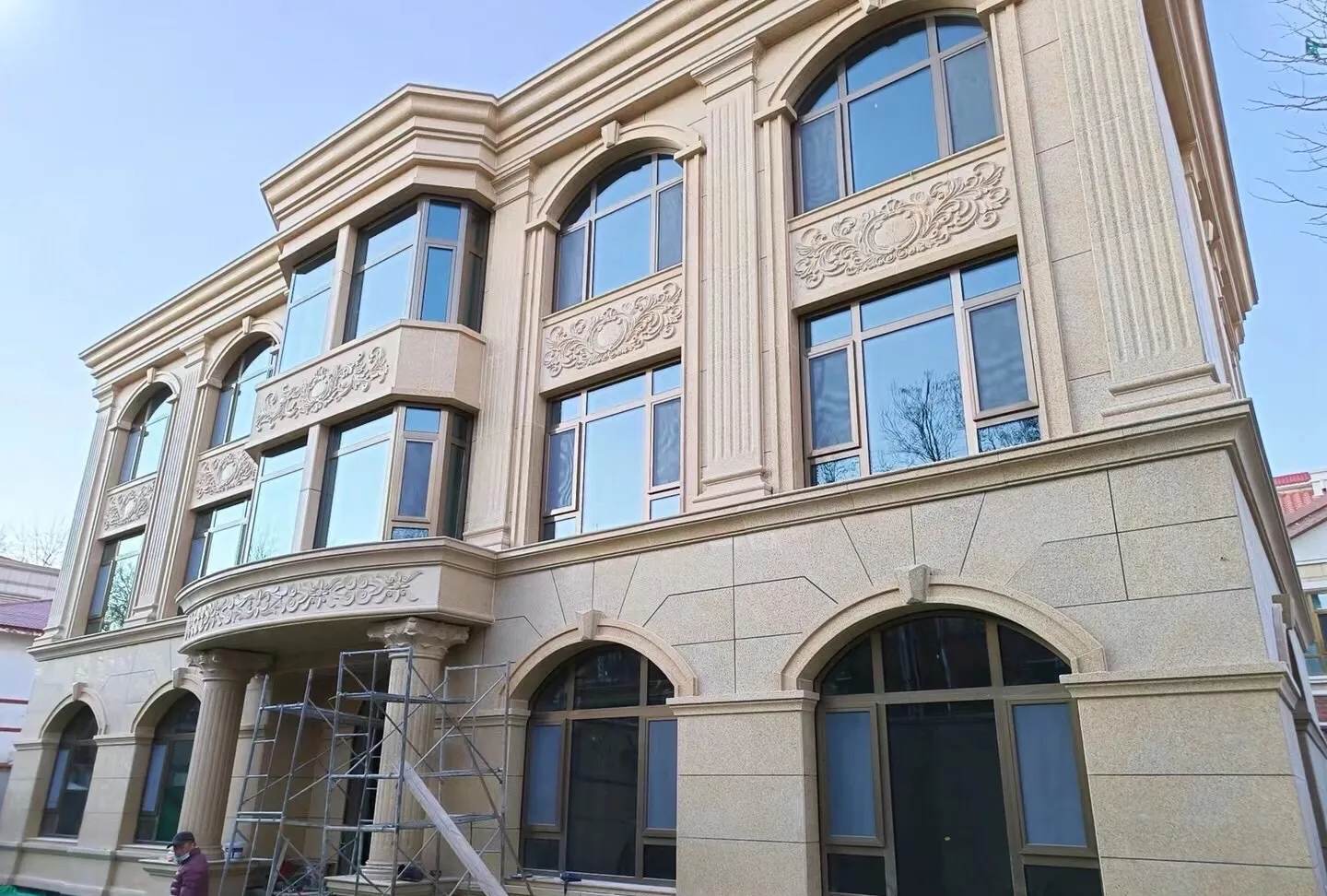 白城 黄金麻花岗岩别墅外墙干挂