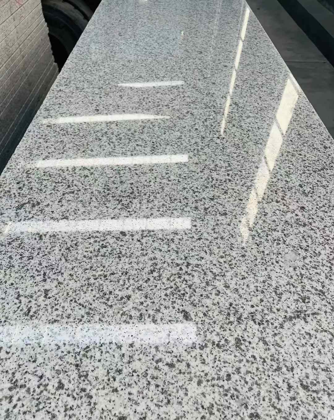 白城 白麻花岗岩光面毛板